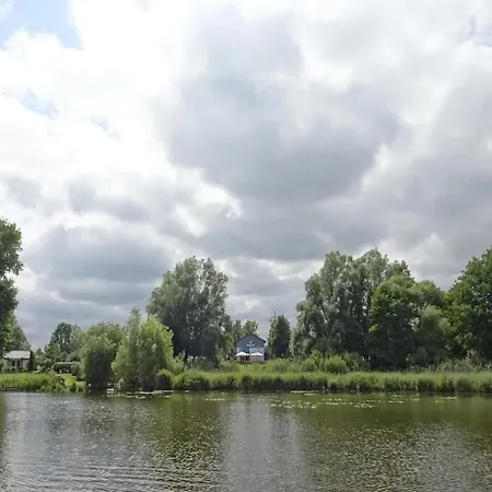 Reihenhaus Mit Wlan In Am Mueritzsee 펜션 *