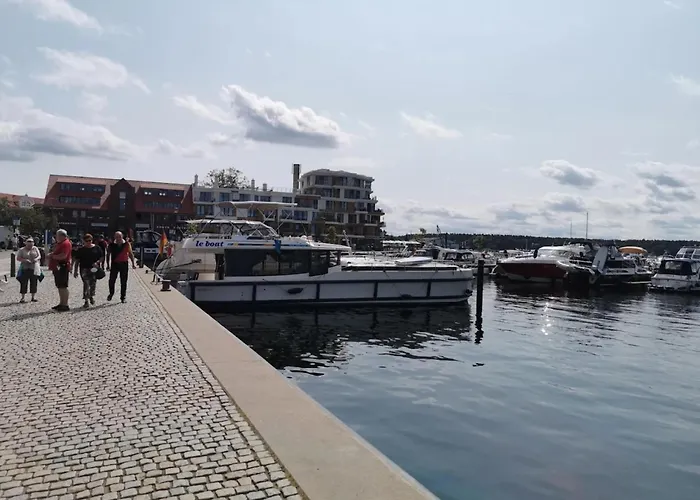 Reihenhaus Mit Wlan In Am Mueritzsee *