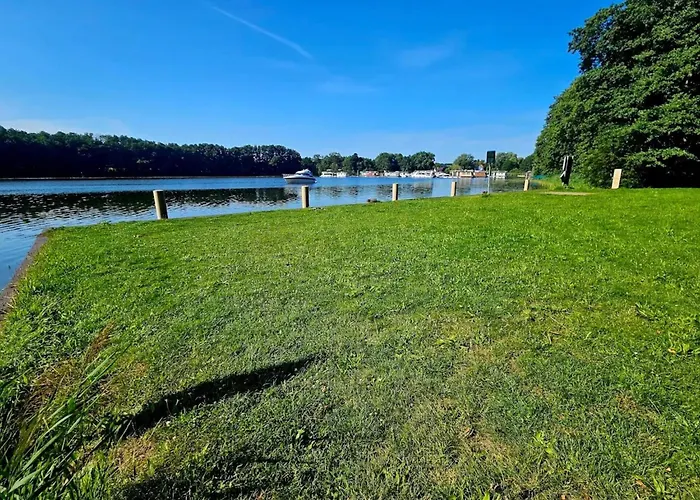 Reihenhaus Mit Wlan In Am Mueritzsee 度假居 *